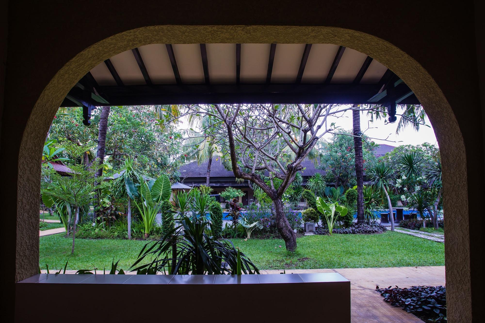 Lombok Garden Hotel Mataram Buitenkant foto