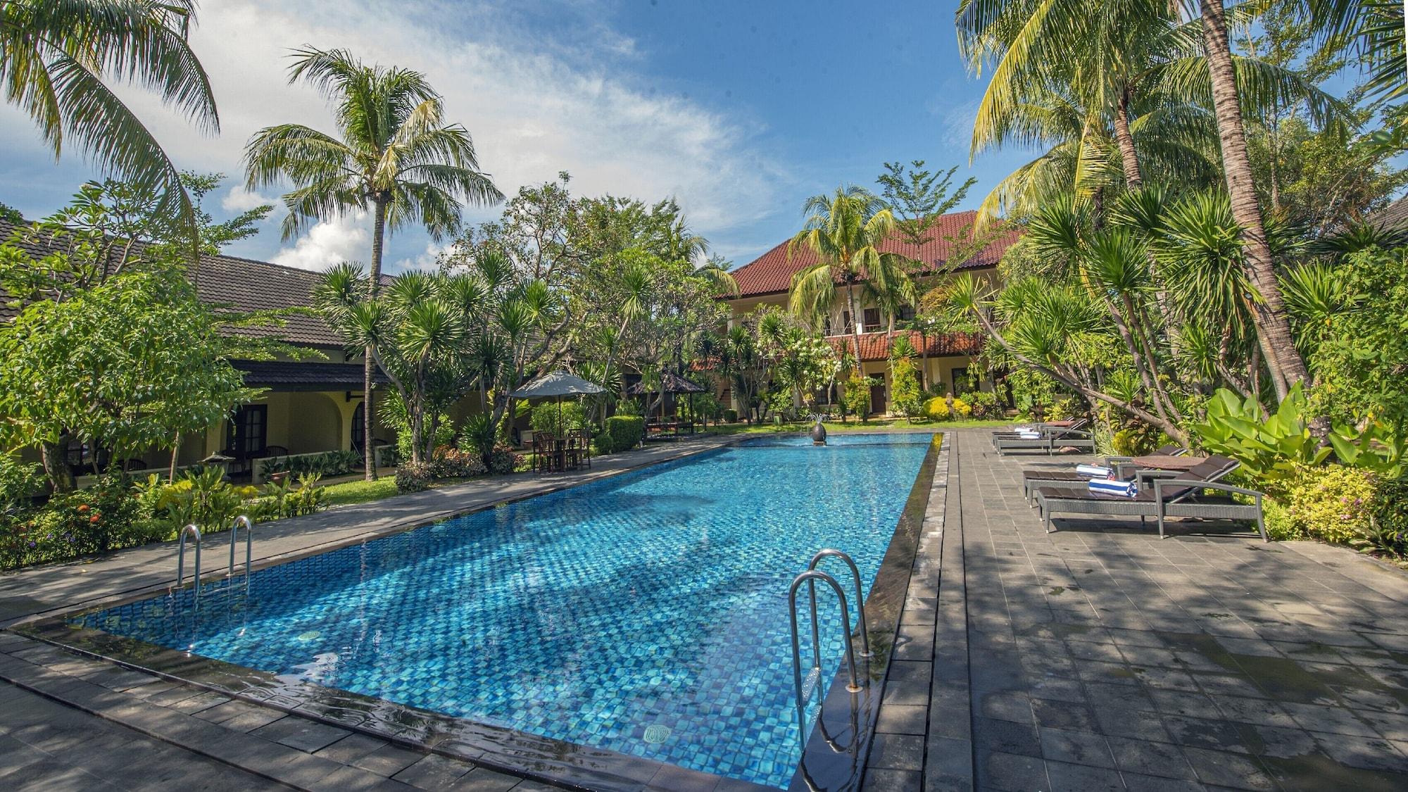 Lombok Garden Hotel Mataram Buitenkant foto