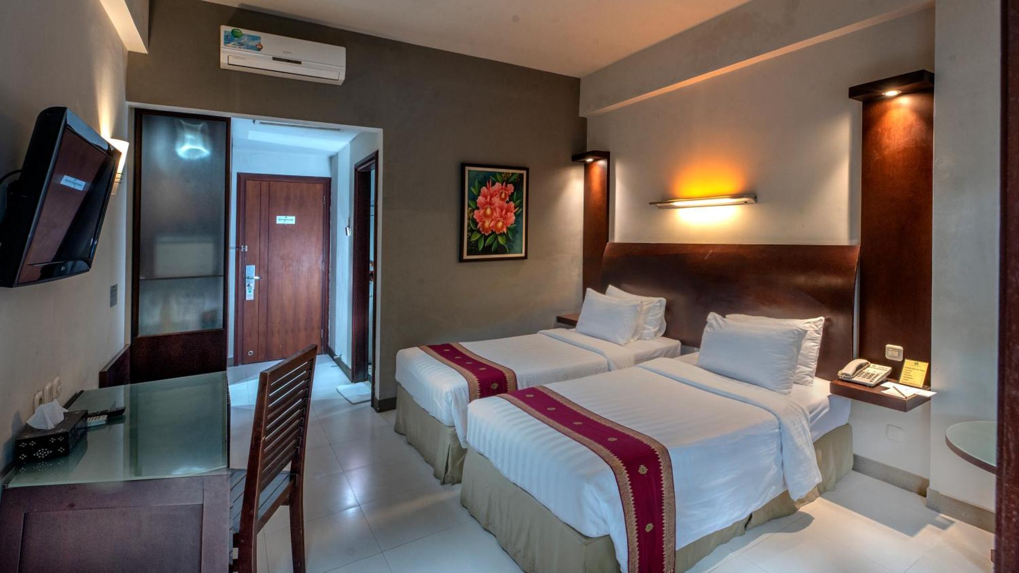 Lombok Garden Hotel Mataram Buitenkant foto