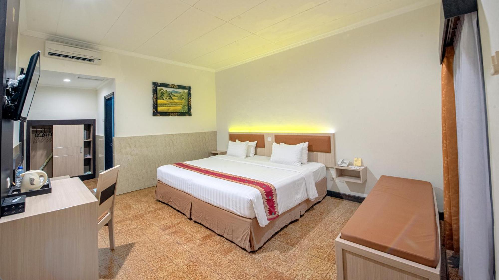 Lombok Garden Hotel Mataram Buitenkant foto