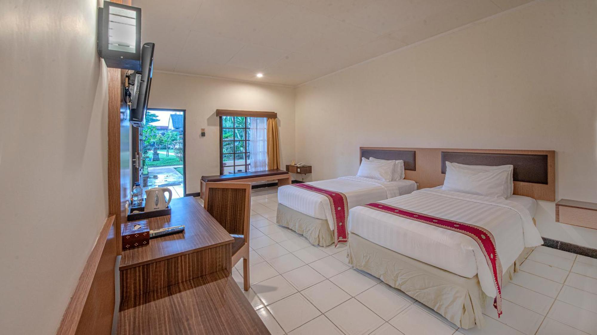 Lombok Garden Hotel Mataram Buitenkant foto