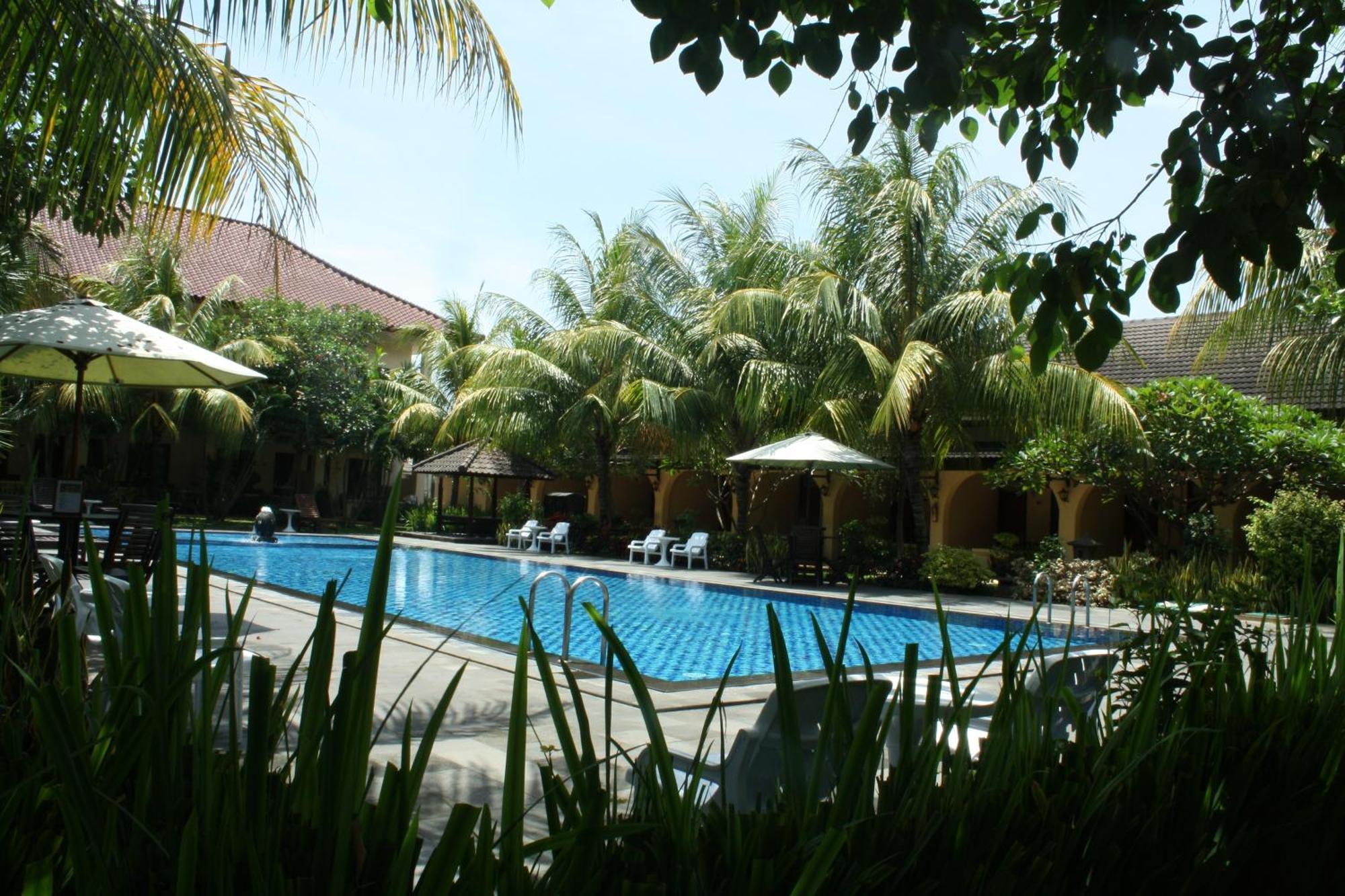 Lombok Garden Hotel Mataram Buitenkant foto