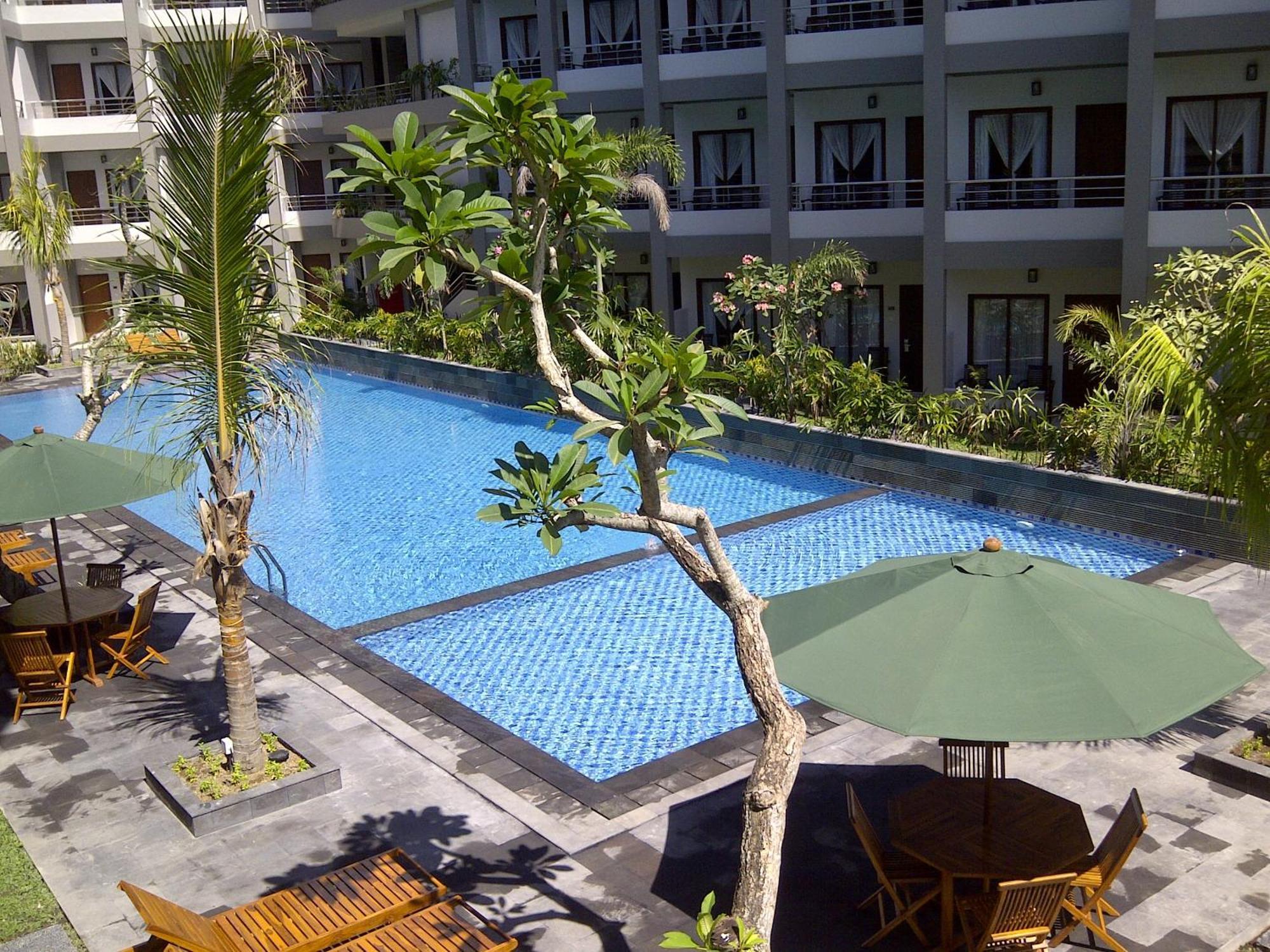 Lombok Garden Hotel Mataram Buitenkant foto