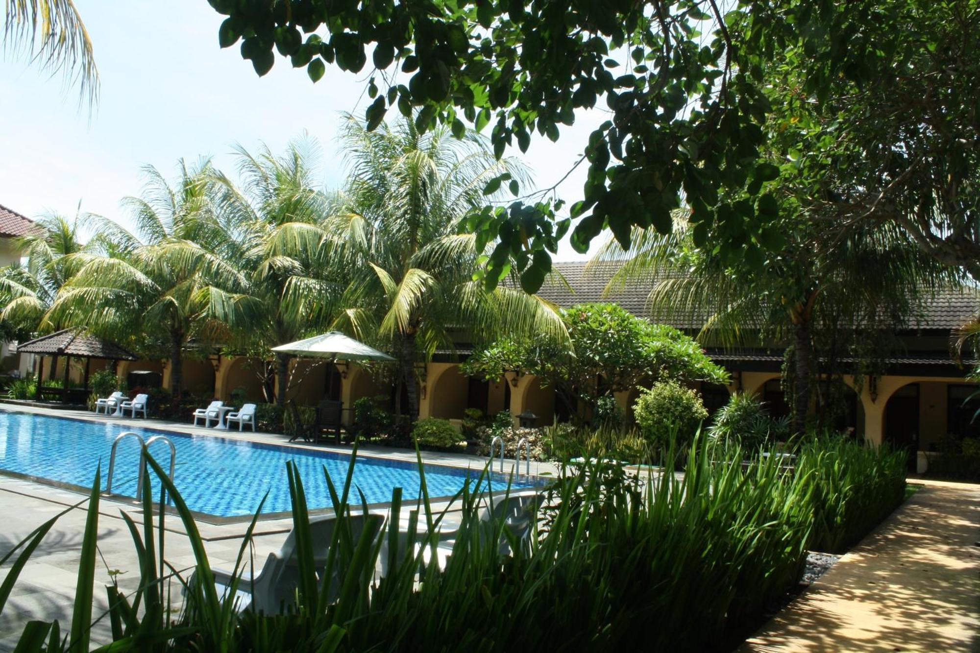 Lombok Garden Hotel Mataram Buitenkant foto