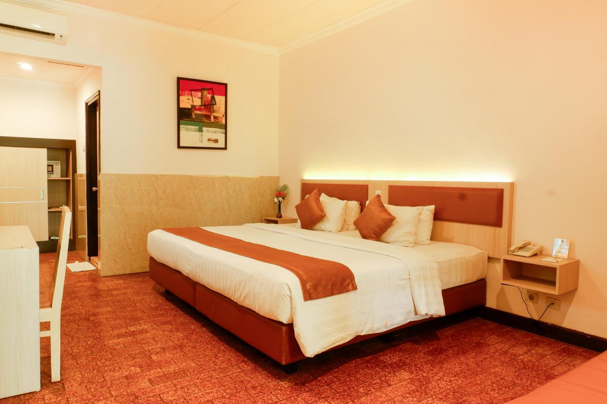 Lombok Garden Hotel Mataram Buitenkant foto