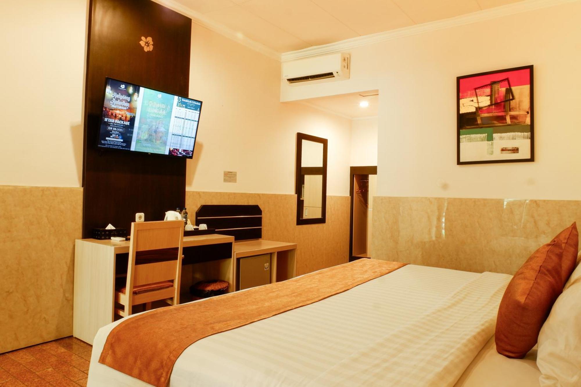 Lombok Garden Hotel Mataram Buitenkant foto