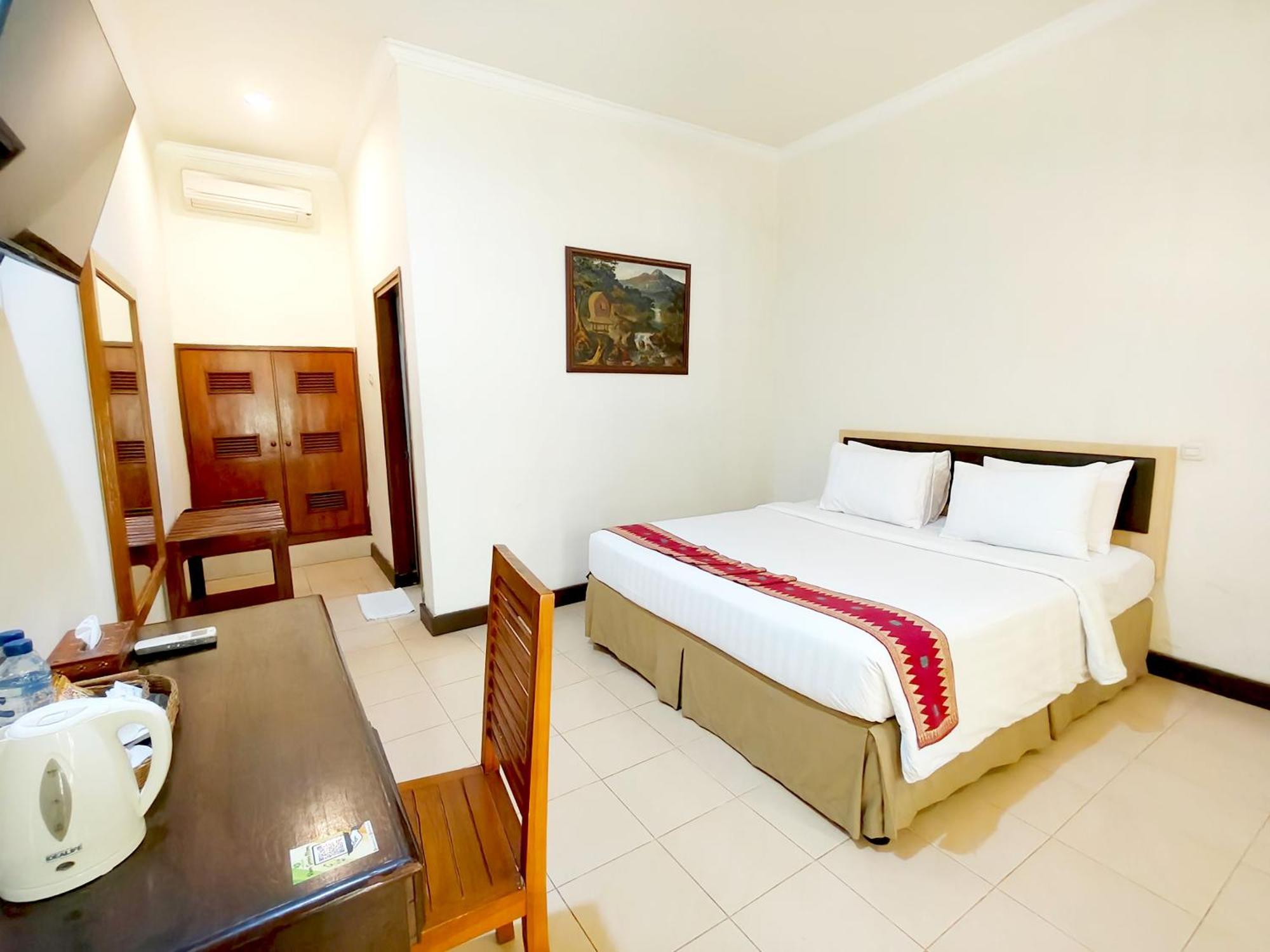 Lombok Garden Hotel Mataram Buitenkant foto