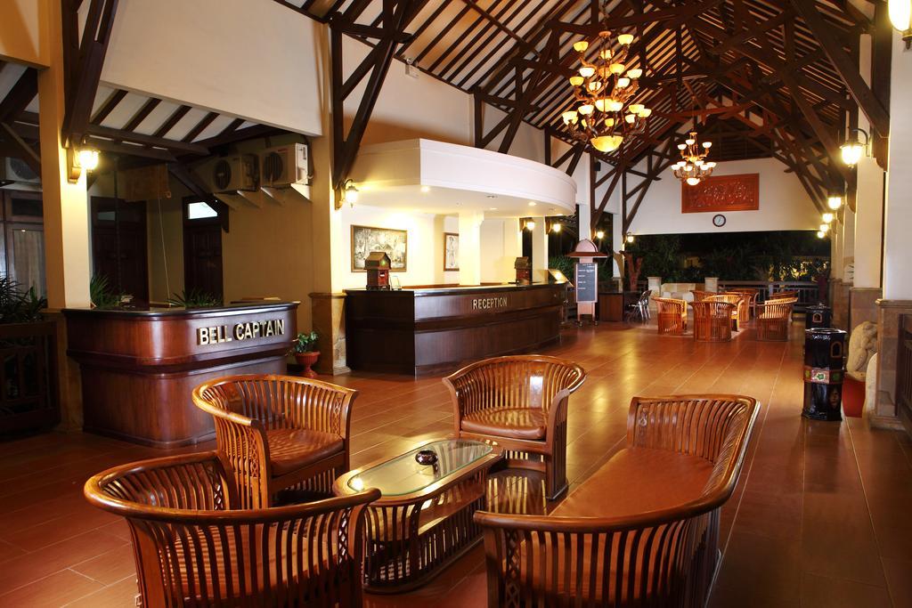 Lombok Garden Hotel Mataram Buitenkant foto